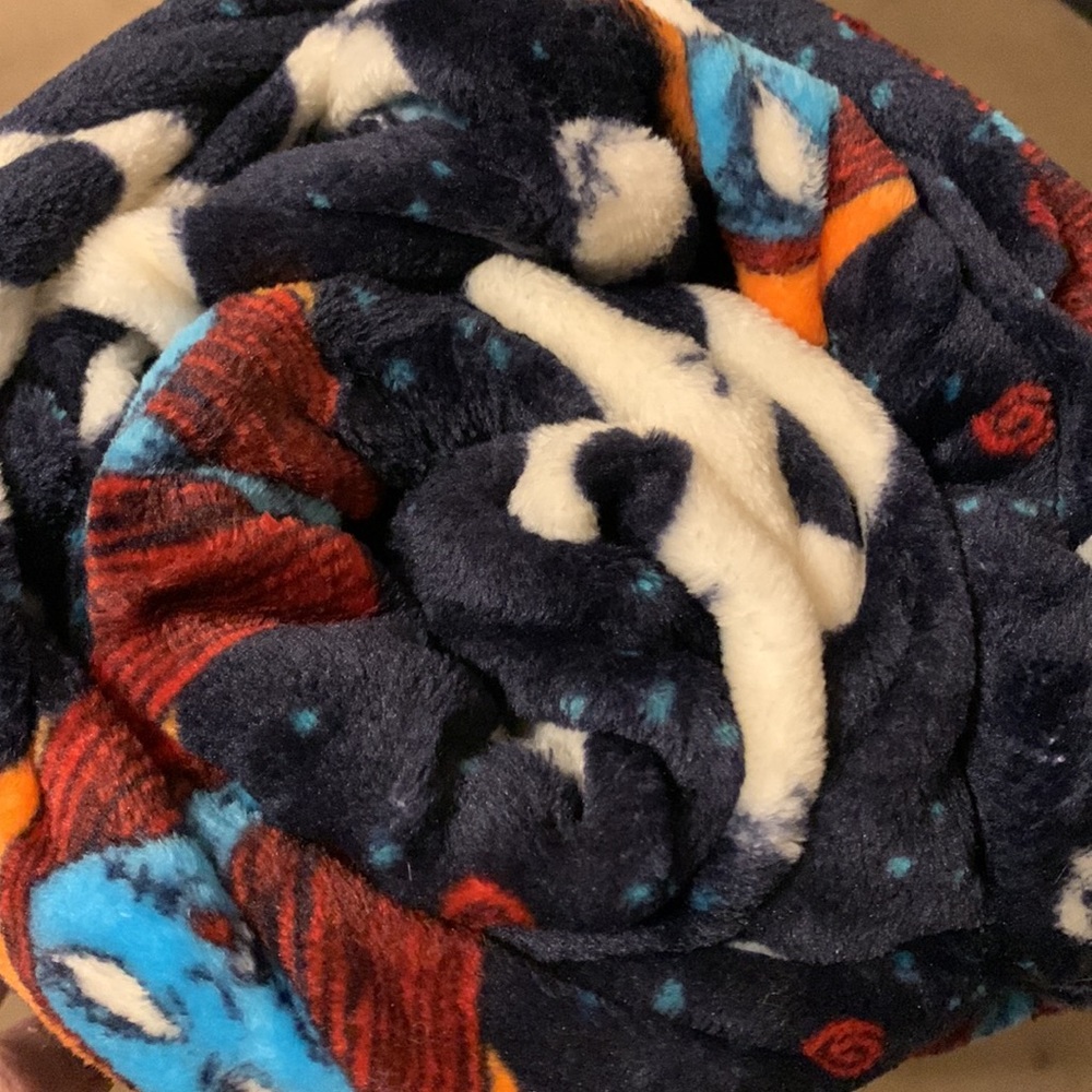 The Nightmare before Christmas oversized throw blanket 🟥 - Picture 4 of 4